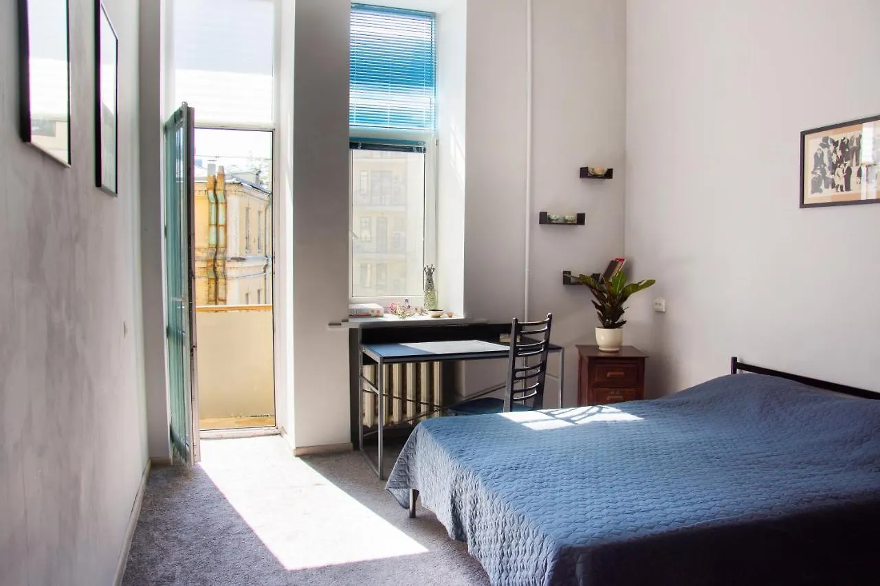 Entire 2-Bedroom Authentic Flat Киев 0*,  Украина