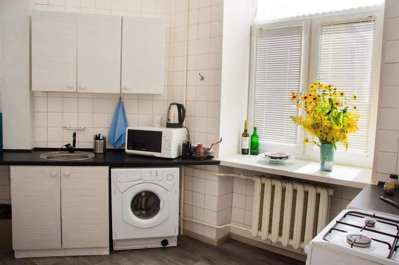 Entire 2-Bedroom Authentic Flat Киев